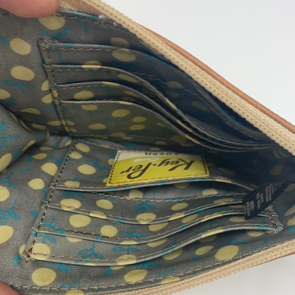 FOSSIL Key-Per Multi Colored Wristlet - Picture 3 of 6